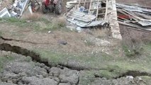 Sivas Suşehri'nde Korkutan Toprak Kayması