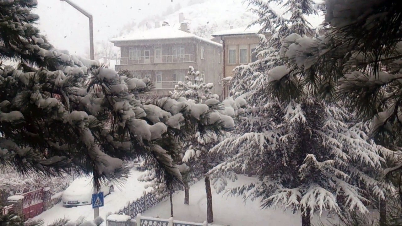 Bozkır'da Lapa Lapa Kar Yağıyor Maşallah