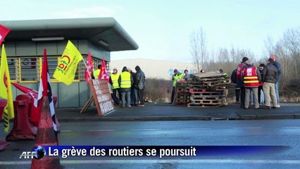 Routiers: la grève se poursuit, nouvelles négociations prévues