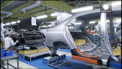 تويوتا تتوقع أول انخفاض في المبيعات منذ 15 عاماً