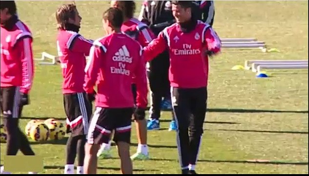 El zapateo de Cristiano Ronaldo para celebrar su grito con James Rodriguez Real Madrid