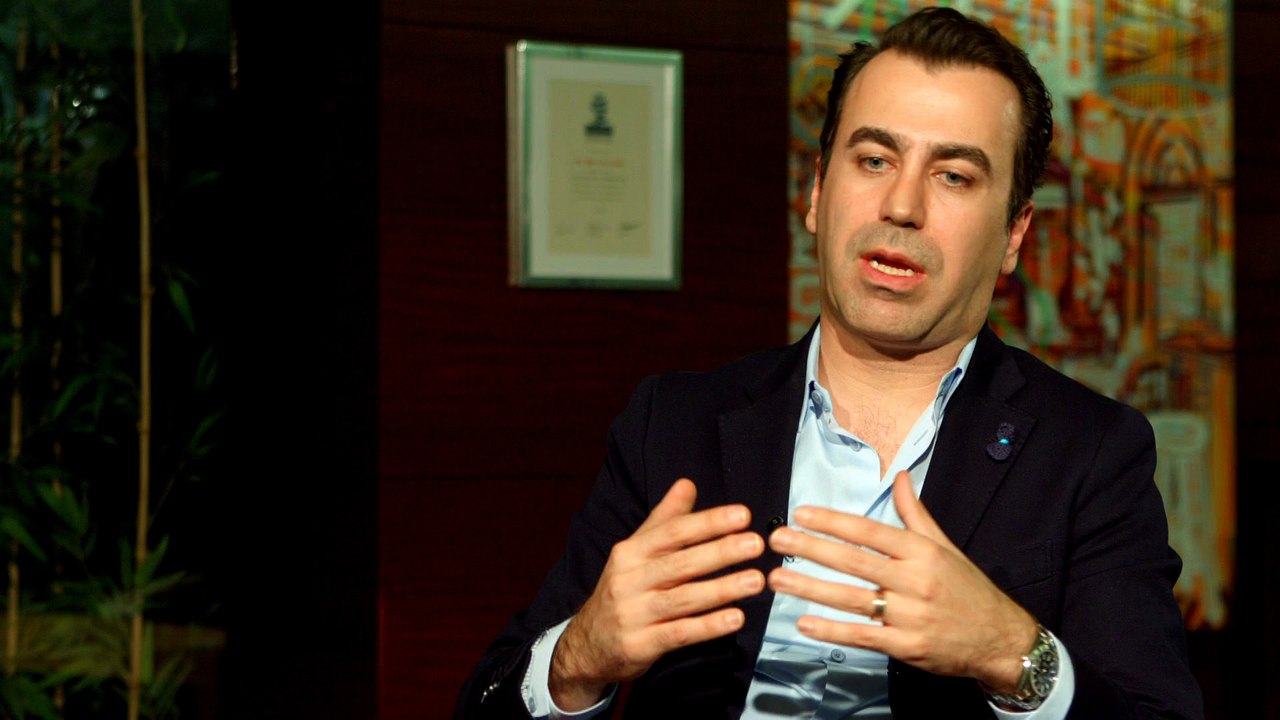 Dr. Emre İlhan -  Burun Estetiği Ameliyatı Neden Zordur?