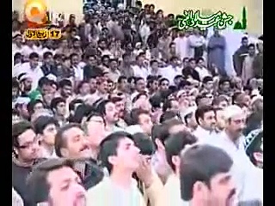 Qari Shahid Mahmood-Naat E Sarkaar Ki Parta Hoon Main - Live_2