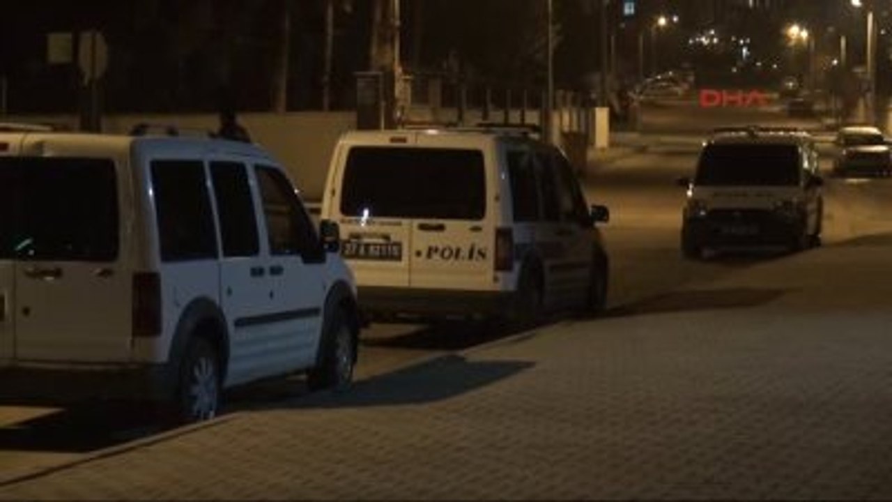 Gaziantep Parkta Unutulan Sırt Çantası Bomba Paniği Yaşattı