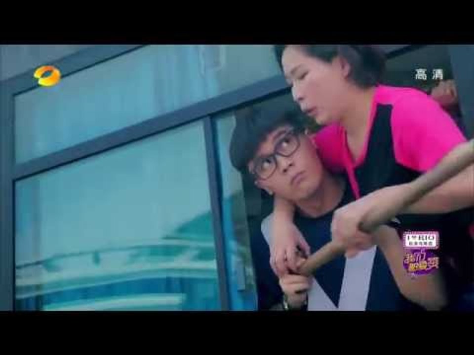 《我们都爱笑》看点 Laugh Out Loud 09/20 Recap: 公交车上有奇葩 小敏柯豆划桨加车速-Special Bus Ride【湖南卫视官方版】
