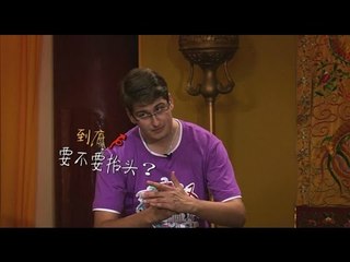 第十三届"汉语桥"The 13th Chinese Bridge-洋选手摆地摊频遭刁难-Street Selling is Not Easy-20140805