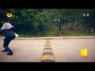 我们都爱笑-精彩片段-笨贼上演疯狂的石头 减速带玩急刹-【湖南卫视官方版1080P】20140516