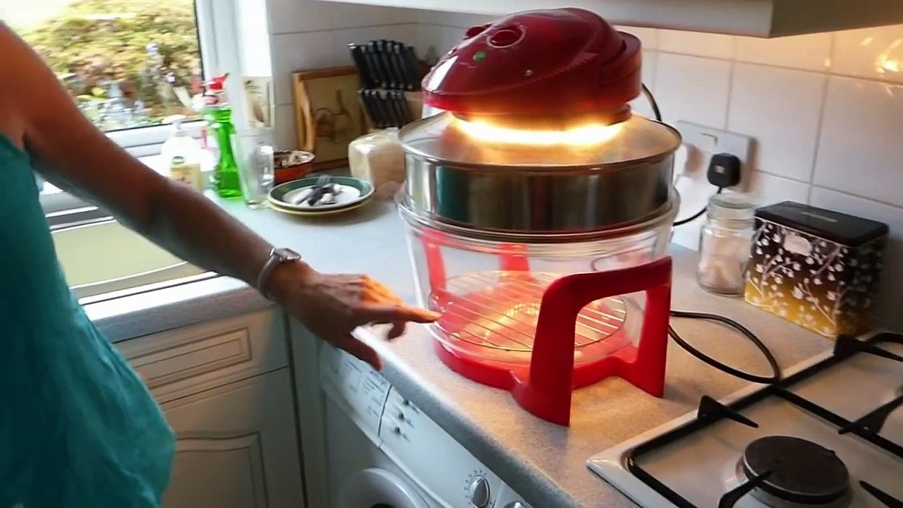 How to bake cakes in the Halogen Oven. At half the cost of a conventional oven. video Dailymotion