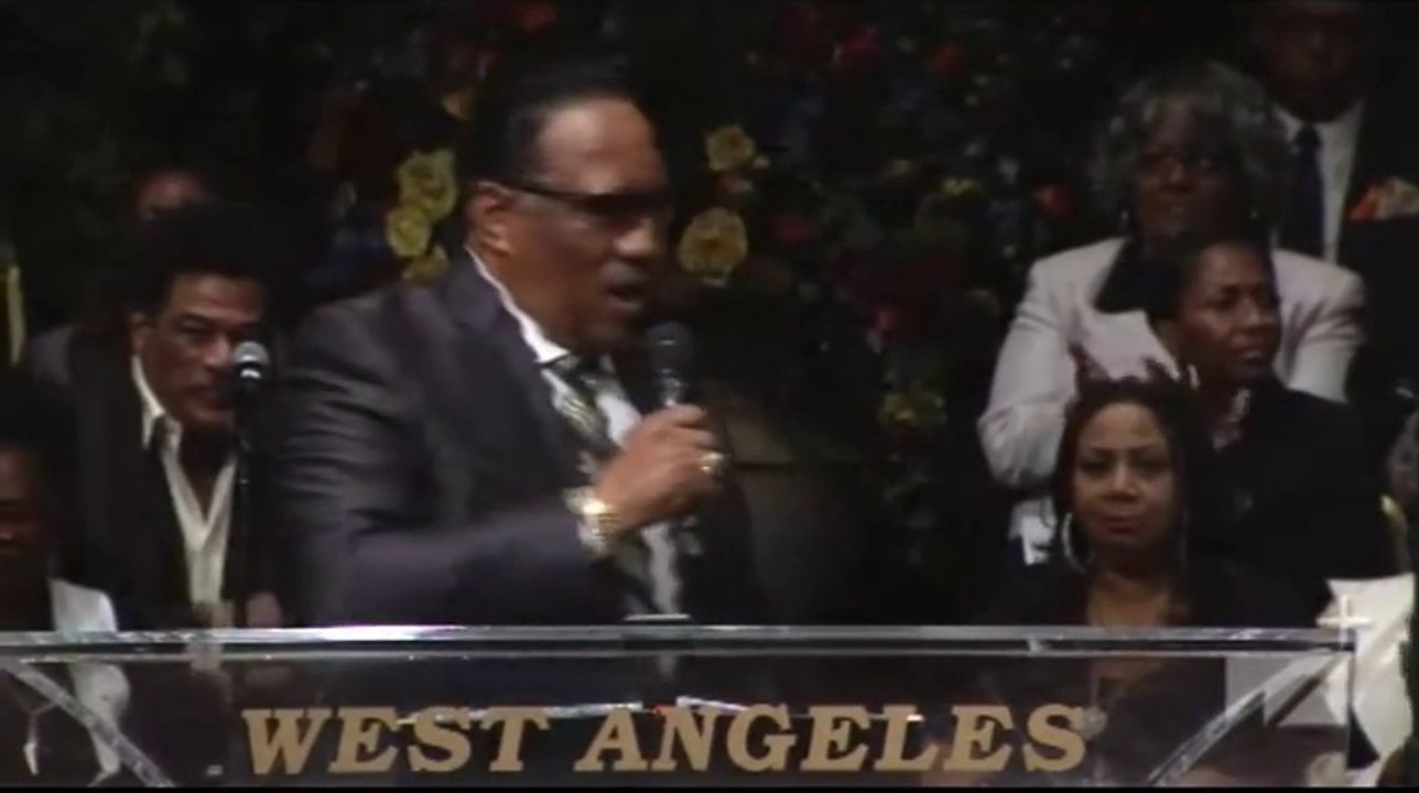 Dr. Bobby Jones at Pastor Andrae Crouch Home-Going - Celebration of Life Concert Funeral - 01-21-2015