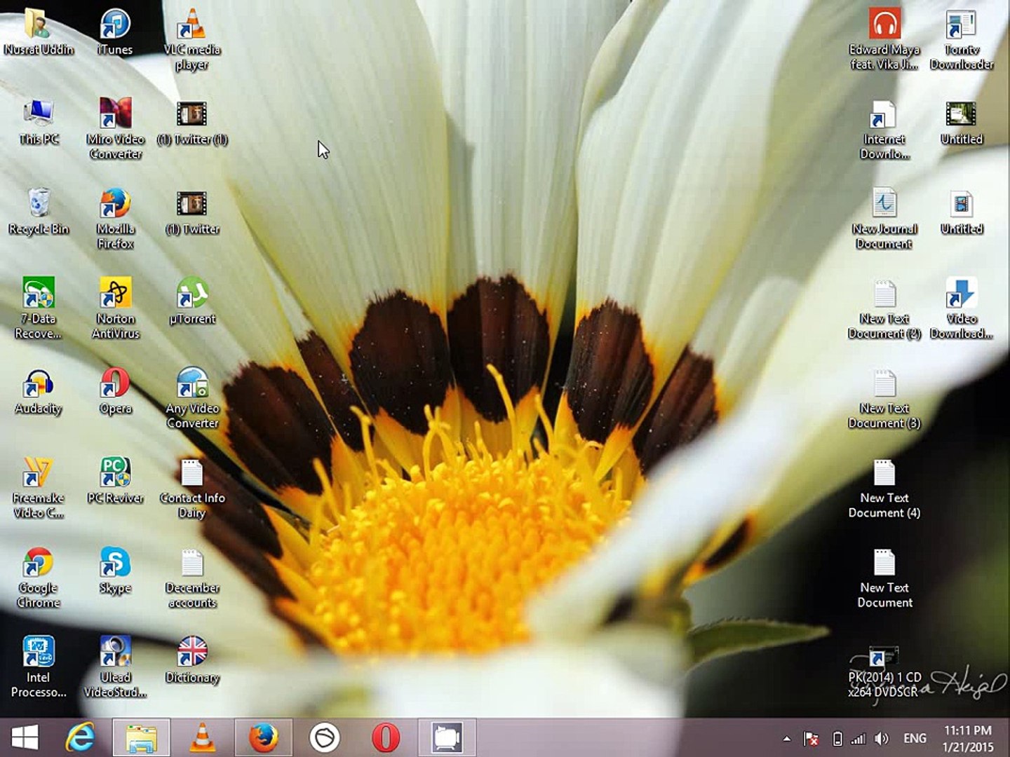 ⁣How To Downloads Videos From Internet