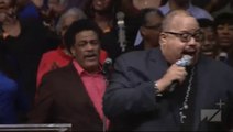 Fred Hammond - Oh Give Thanks - Andrae Crouch Celebration of Life Concert Funeral - 01-21-2015