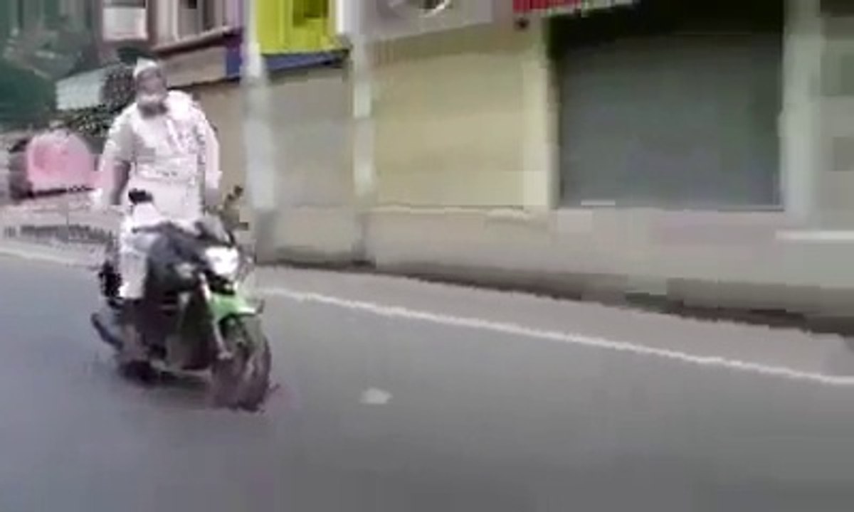 BaBa JEE Dangerous Stunts on Motorcycle