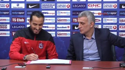 Trabzonspor Erkan Zengin'e İmzayı Attırdı