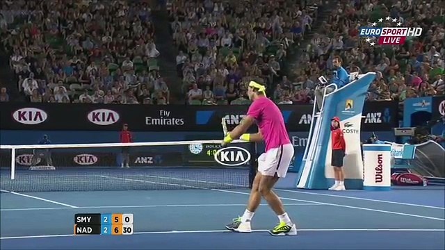 Dumb fan yelling during Nadal service! Opponent Tim Smyczek is so nice...