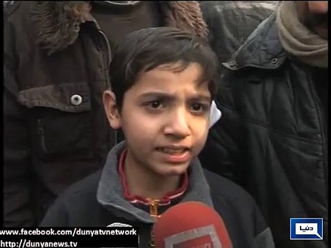 Lahore Police baton charge on School Children_2