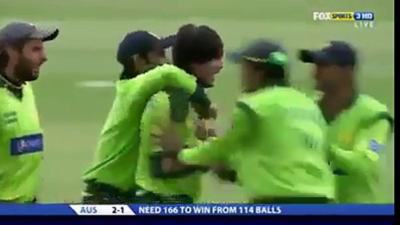 GREAT BOWLING BY AMIR