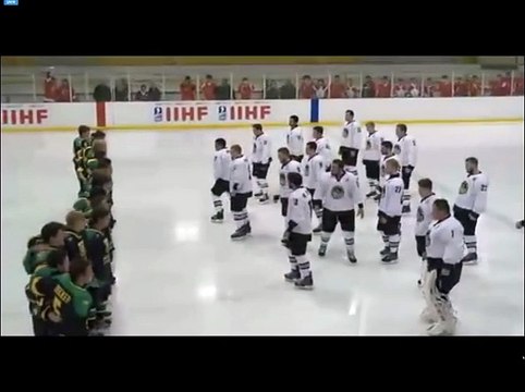 Haka en Hockey sur glace (Nouvelle-Zélande - Afrique du Sud U20)