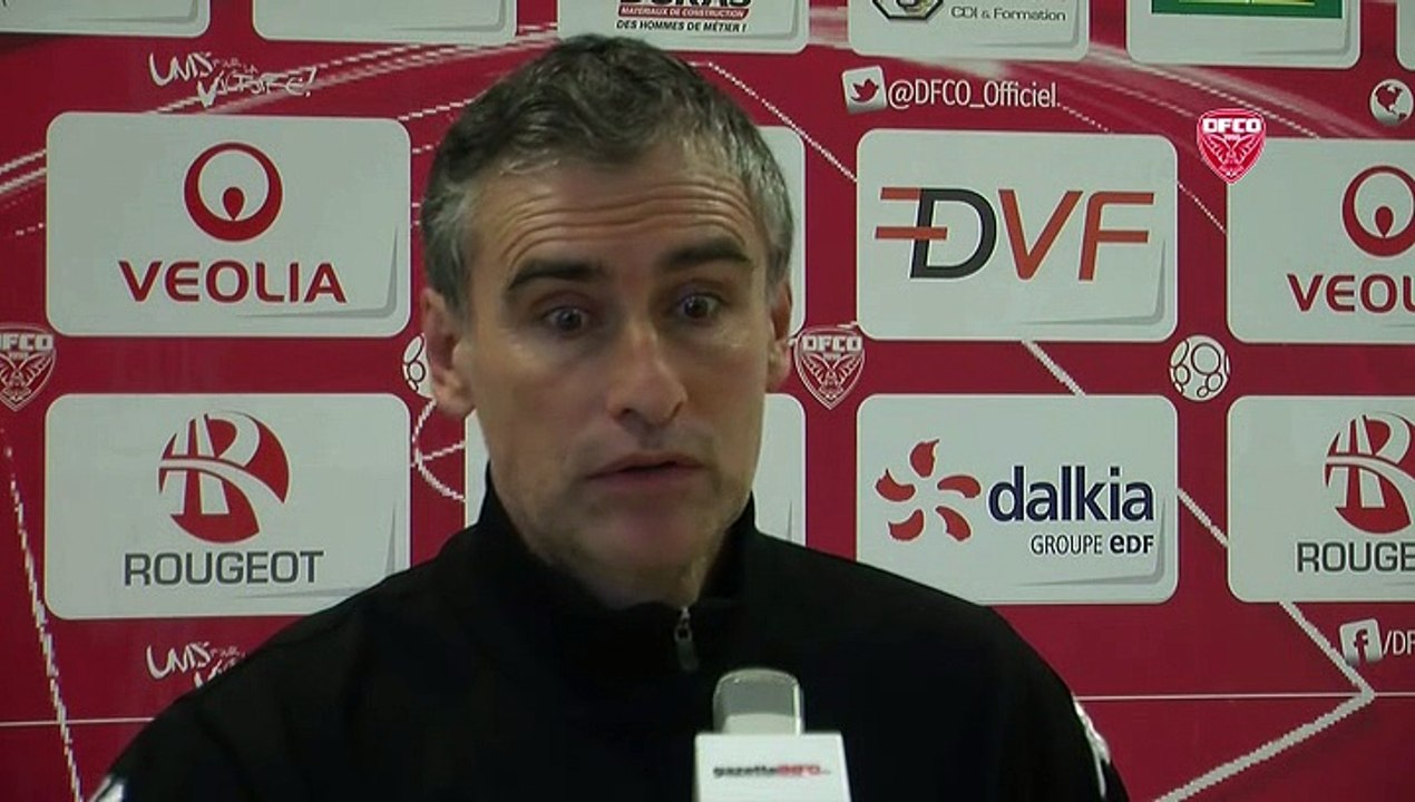 Conférence de presse d'Olivier Dall'Oglio avant DFCO-Nîmes