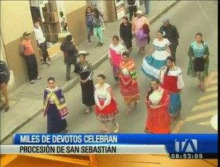 Miles de devotos celebraron la procesión de Santa Sebastián