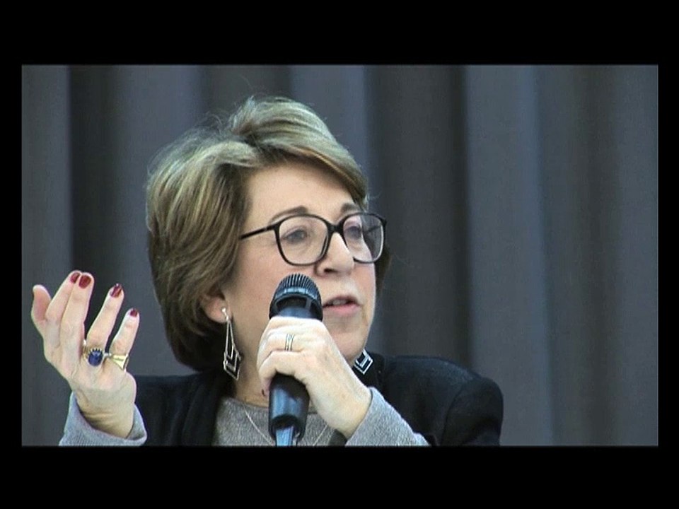 4 - Corinne LEPAGE à Joinville Conférence Fin - 20/01/2015