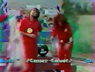 Dorothée Chante La Valise dans RécréA2 en Nov 1982