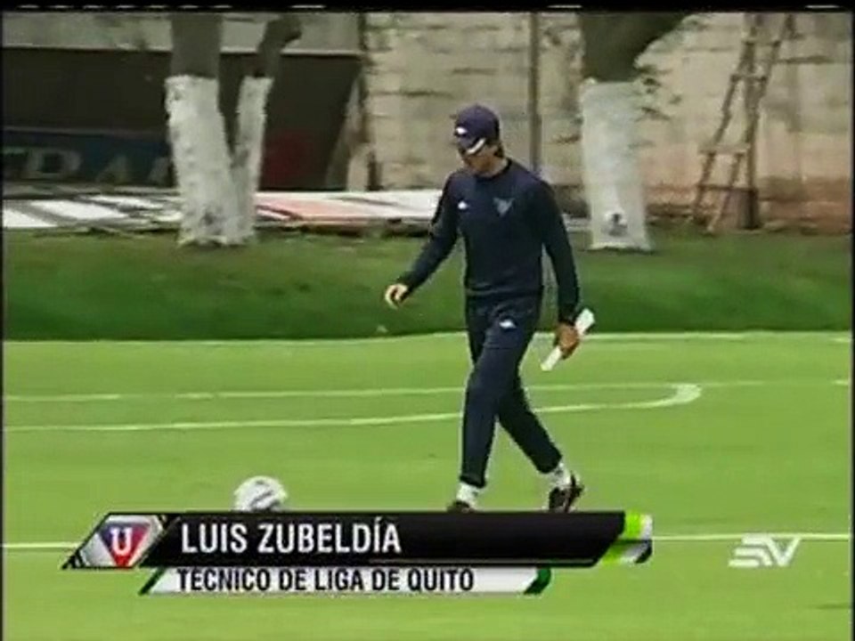 Zubeldia evalúa sus contrataciones