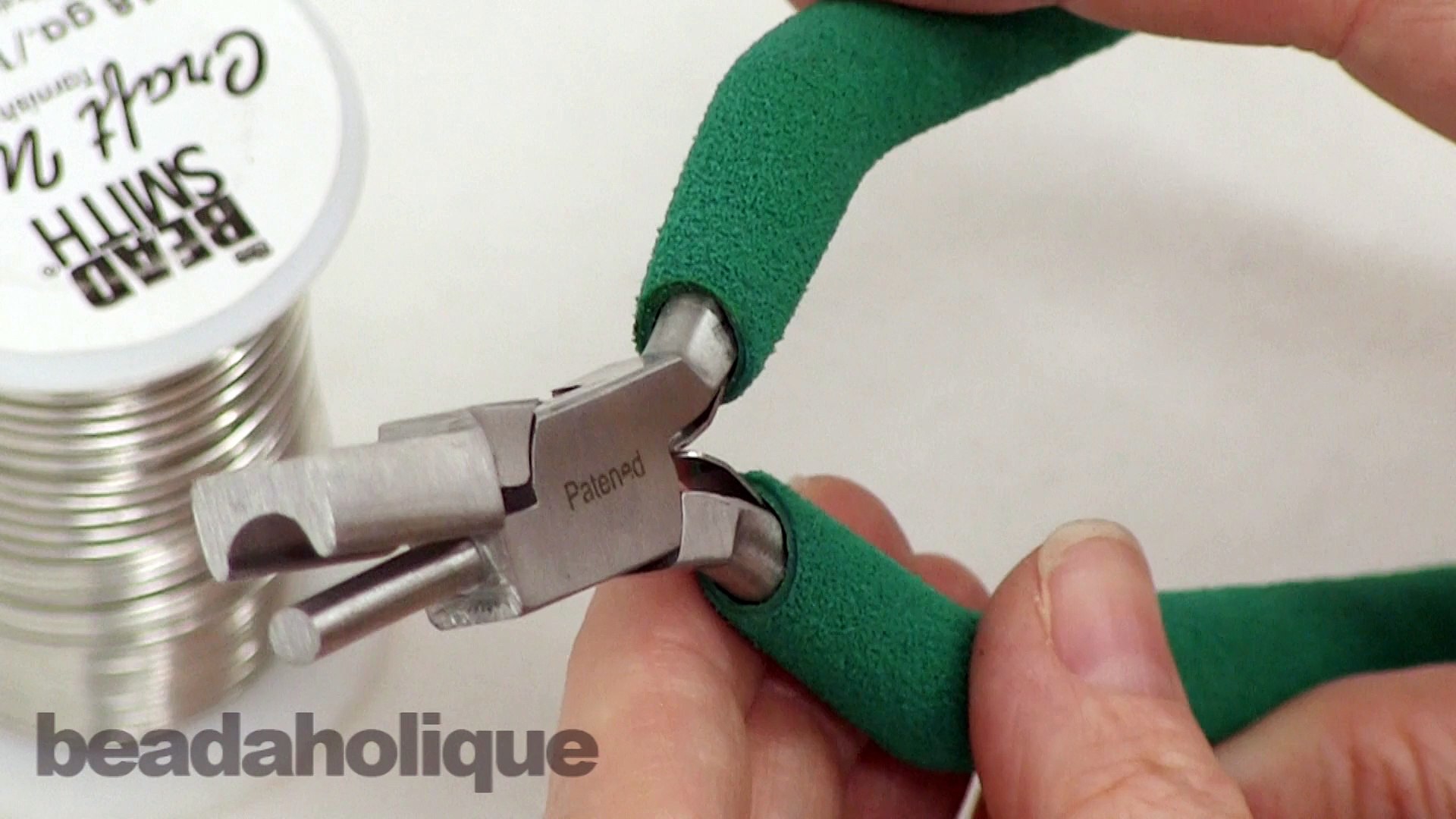 Small Wubbers Wire Looping Pliers
