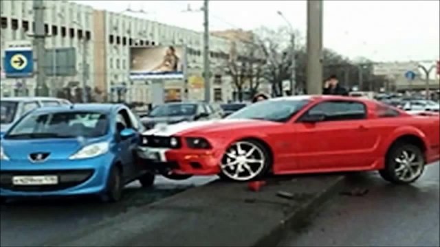 HORRIBLE Super Cars Crash Compilation 2013 Street Racers And Drifters Crash