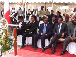 Pose de la Première Pierre - Centrale de Farahantsana