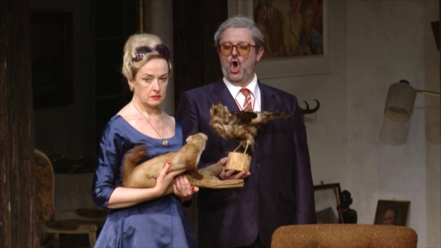 DAS WEISSE VOM EI (Une île flottante) / Eugène Labiche - Christoph Marthaler / Odéon : 11-29 mars 2015