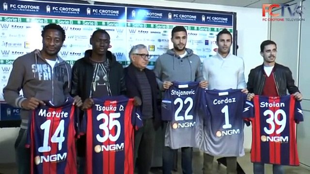 Presentati i nuovi acquisti rossoblù