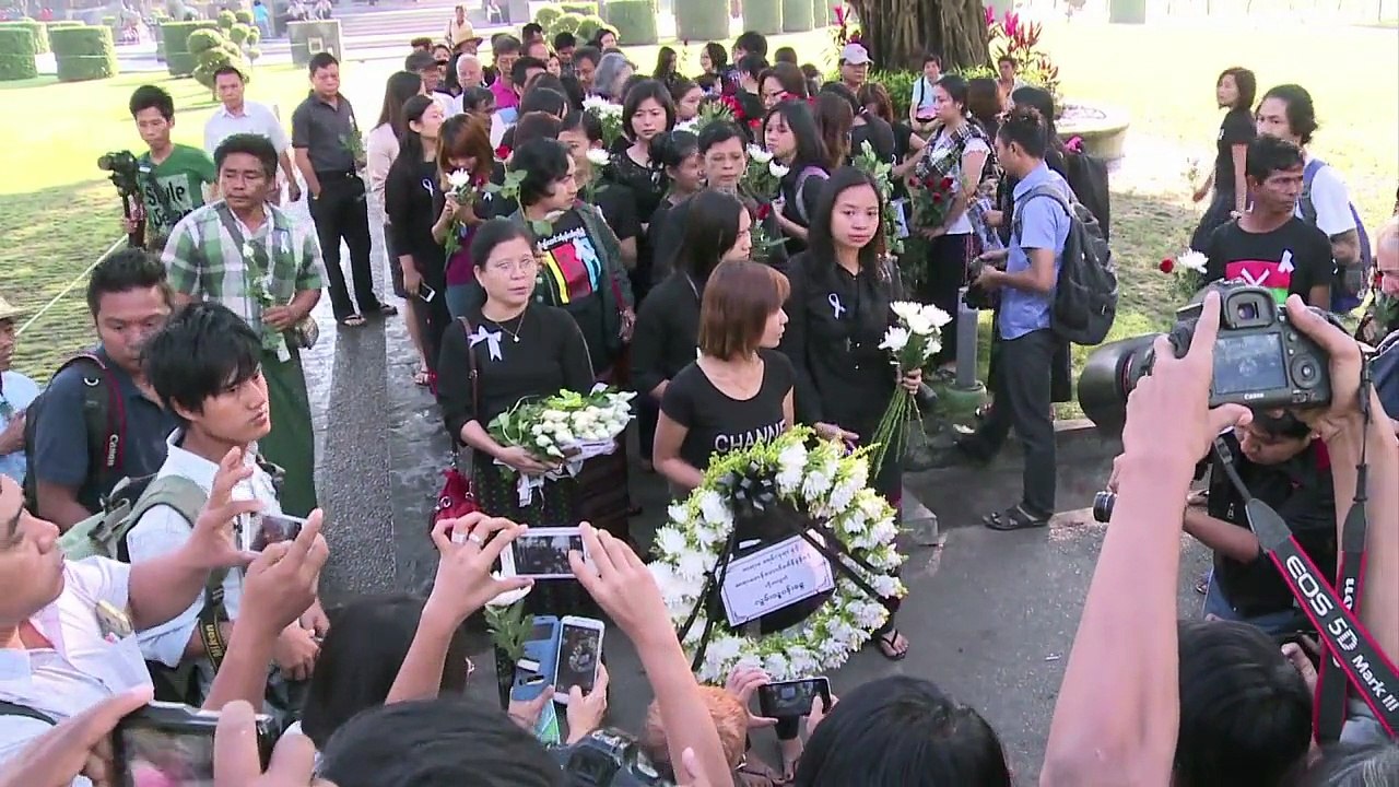Ativistas pedem justiça após morte de professoras em Myanmar