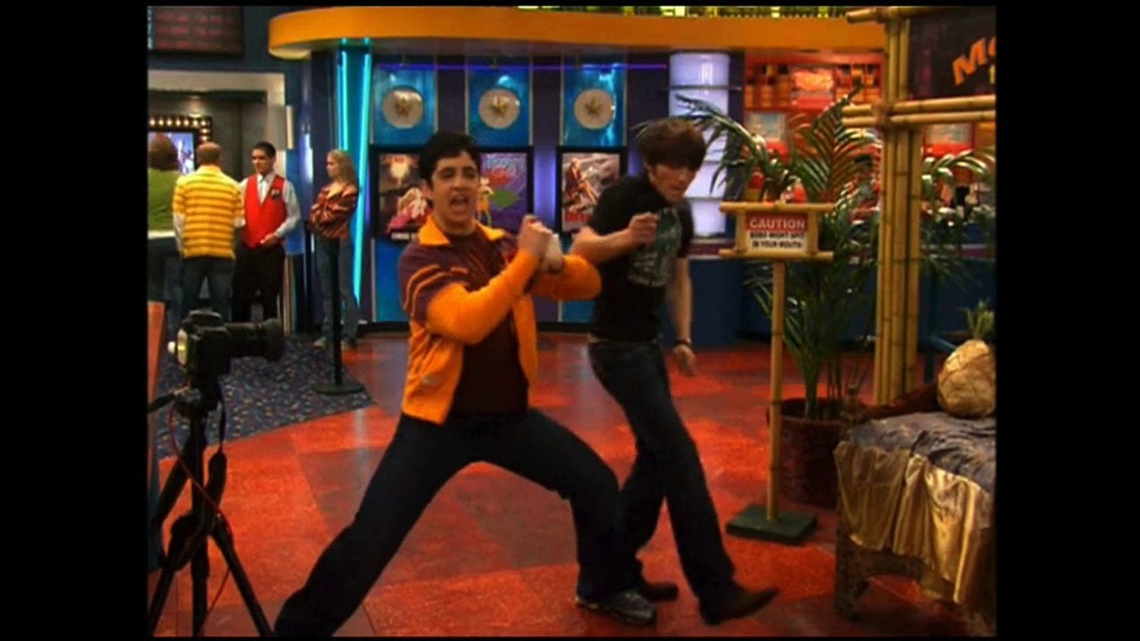 Drake & Josh - Theme Song - Season 4 (Blank)