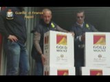 Napoli/Orta di Atella - Sequestrate 18 tonnellate di sigarette: un arresto e 5 denunce (22.01.15)