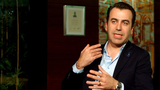 Dr. Emre İlhan - Burun Estetiği Ameliyatında Çene İmplantı da Yaptırmalı Mıyım?