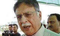 Pervez rasheed lashes out at Imran