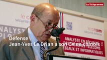 Défense. Jean-Yves Le Drian a son CV en chinois !