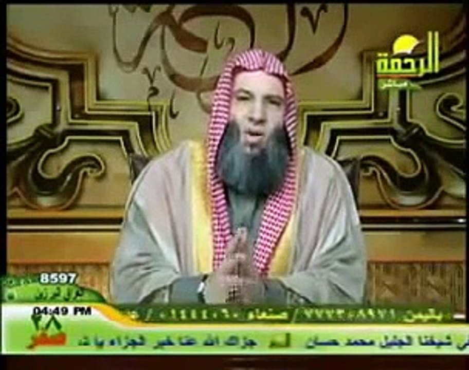 حكم قرآة المرأة القرآن عبر التلفاز وهل صوت المرأة عورة