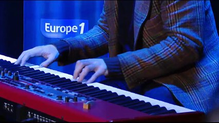 Charlie Winston interprète Lately en live