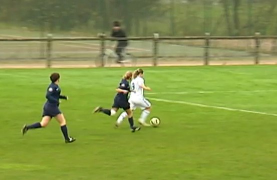 D2 féminine - Blanzy 0-3 OM : le but de Pauline Cousin (13e)