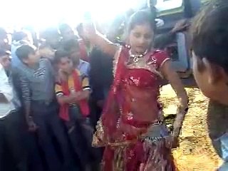 Desi Dance in village gril
