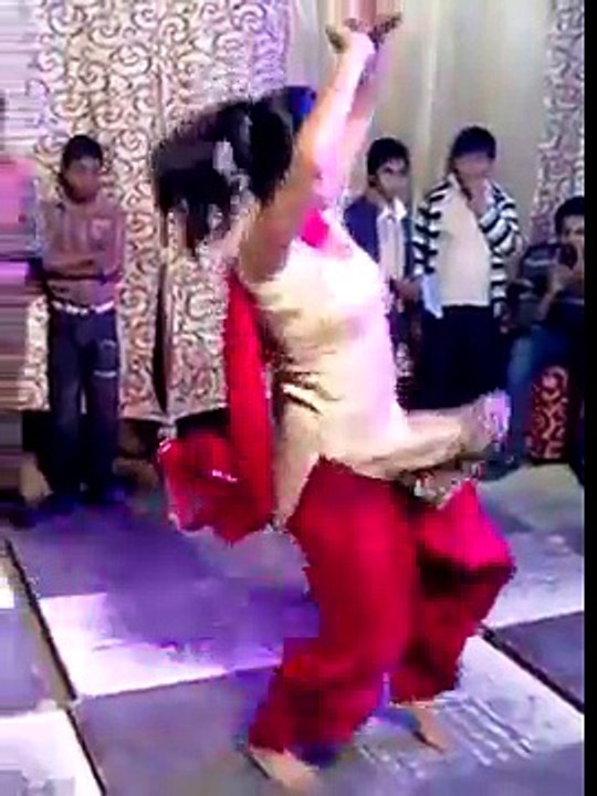 Desi shaadi dance - great