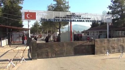 Suriyeli Çocukların Karne Sevinci