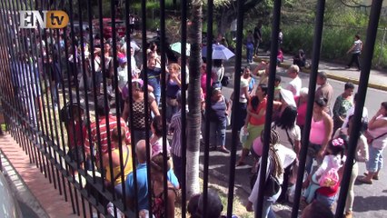 Esto dicen los ciudadanos en las colas #23E