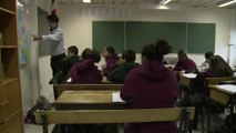 Education: levée du drapeau et port de l'uniforme dans une école privée à Montfermeil