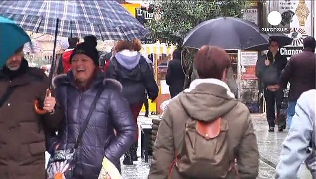 اتخاذ سیاستهای پولی نامتعارف از طریق «تسهیل کمی» از سوی بانک مرکزی اروپا