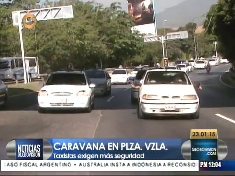 Taxistas protestaron con caravana por asesinato de compañero