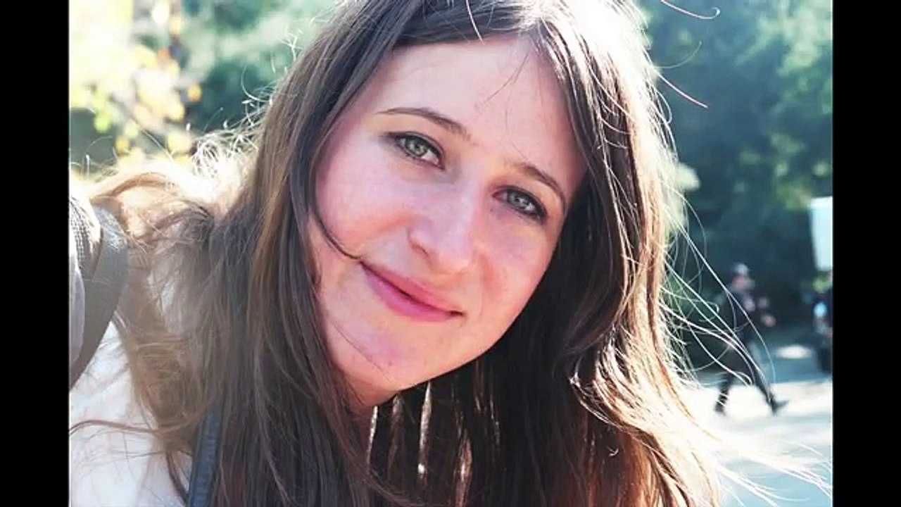 Nicki Minaj 'Pills And Potions' Braless Act