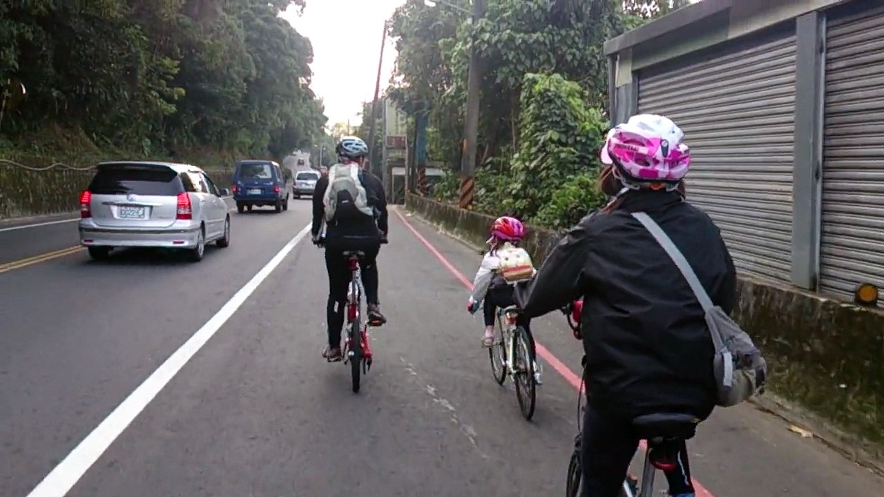 20150124 (2)新烏路小妹妹跑車