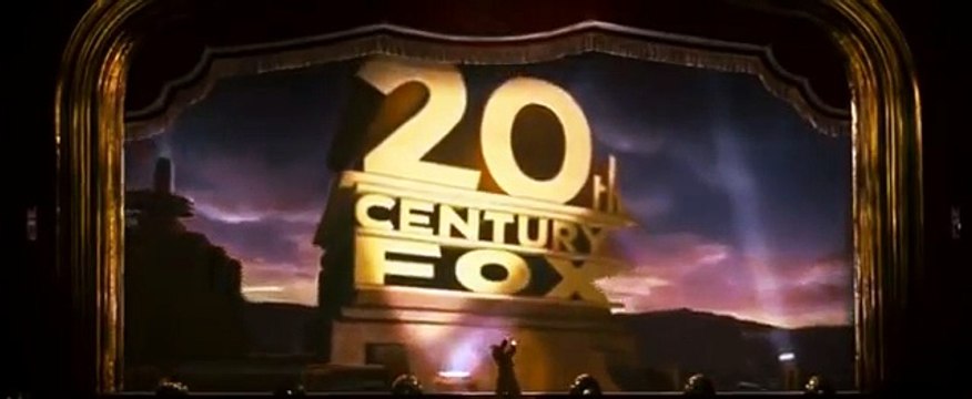 Les studios changent de logo pour certains films : Moulin Rouge